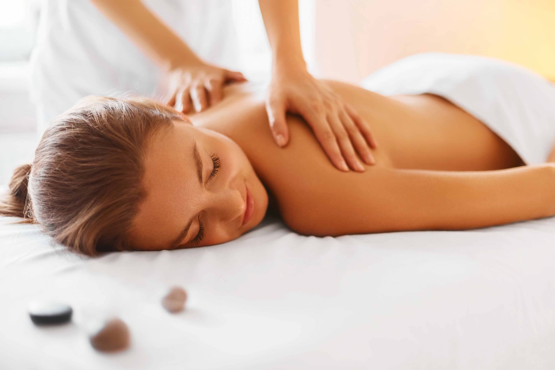Erotische Massagen in Berlin: Kontaktieren Sie uns für Ihre unvergessliche Griechische Massage